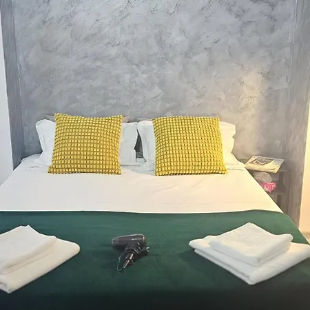 Sweet Dreams Charming Universitate *